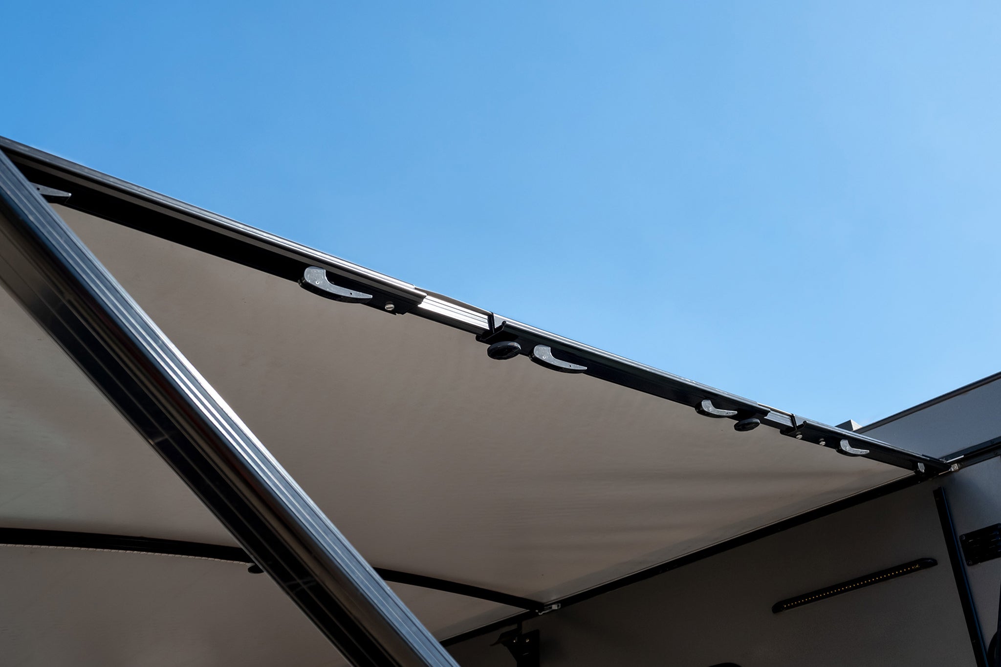 Anti Flap Kit Pro Black