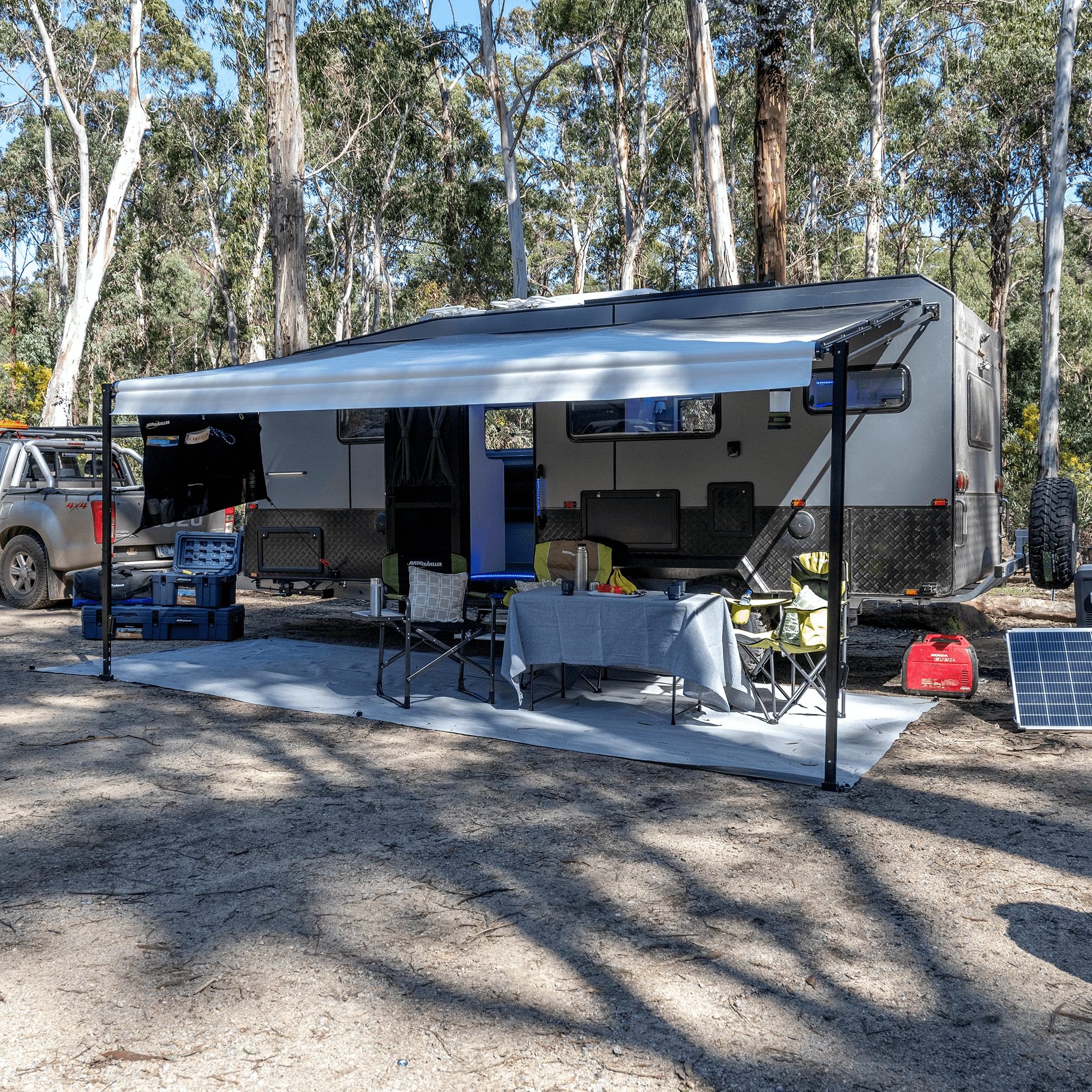 Tourer Roll-Out Awning - Aussie Traveller
