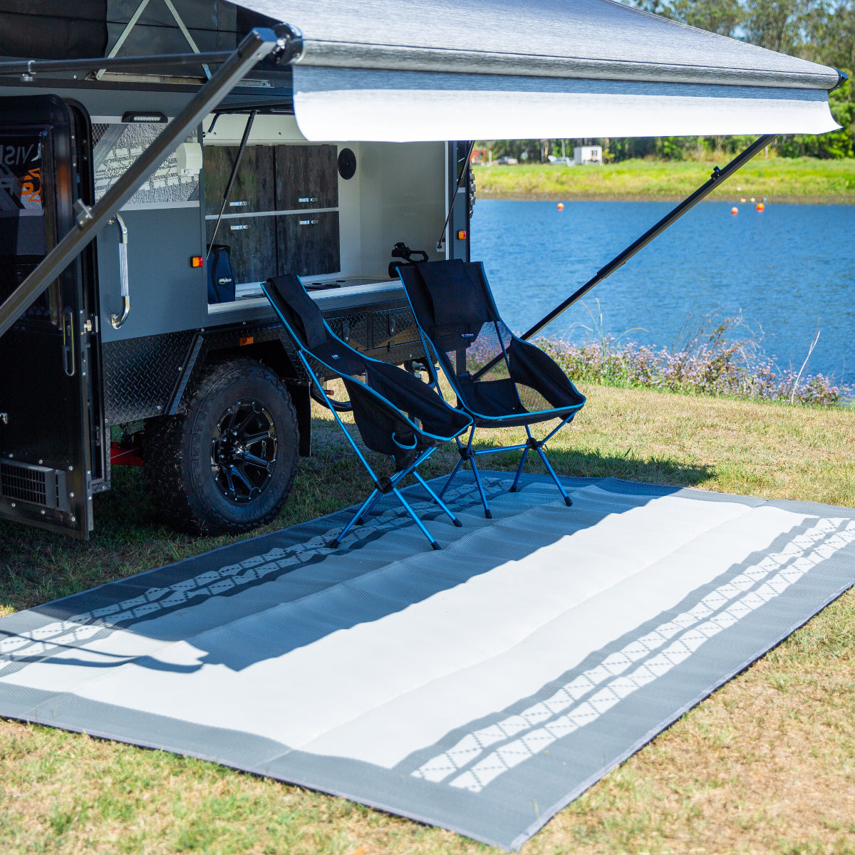 Outdoor Mat - Caravan Classic 6m x 2.4m - OLD DESIGN
