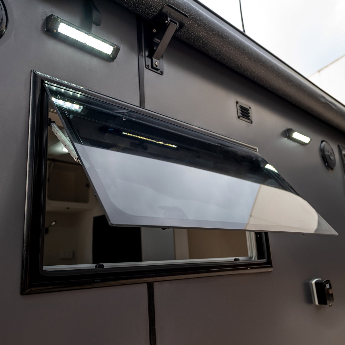 Order Caravan Windows Online | Aussie Traveller